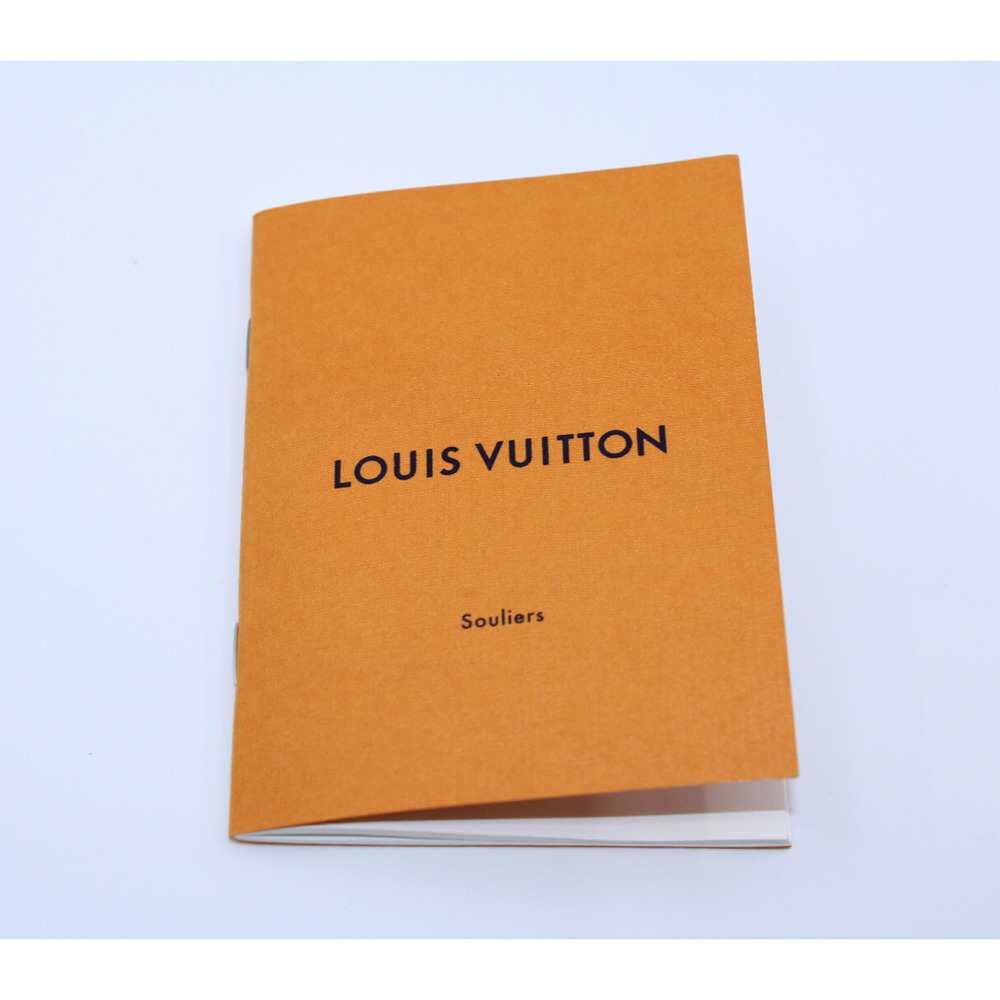Flawless LOUIS VUITTON Souliers Shoe Sneakers Care Booklet Orange 2018